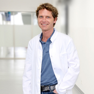 Dr. Sebastian Heel